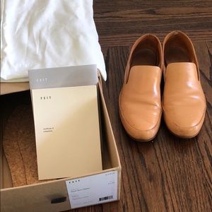 Feit Women's Hand Sewn Slipper Natural